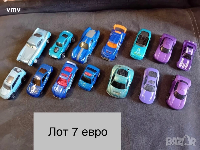 Стари колички по цветове, снимка 4 - Колекции - 54208609