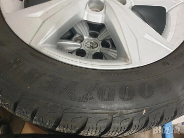 Джанти с гуми и сензори за Toyota , снимка 6 - Гуми и джанти - 53587774