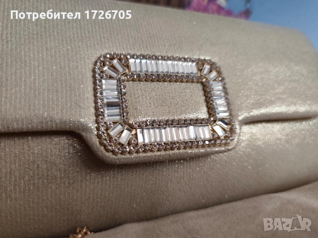 Страхотен комплект от златиста чанта+гривна+ гердан, снимка 11 - Чанти - 52184816