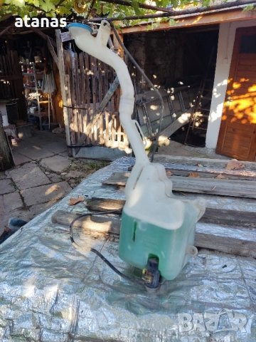 Казанче за чистачки с моторче