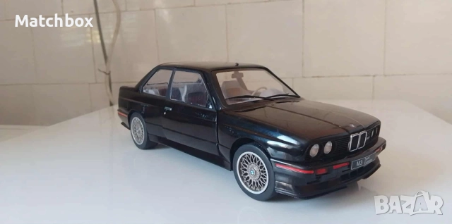 BMW E30 Solido 1/18, снимка 3 - Колекции - 51701376