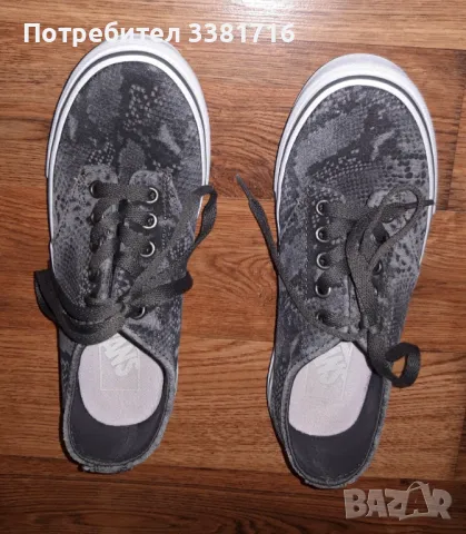 Vans естествена кожа 36 номер, снимка 3 - Детски маратонки - 49508664