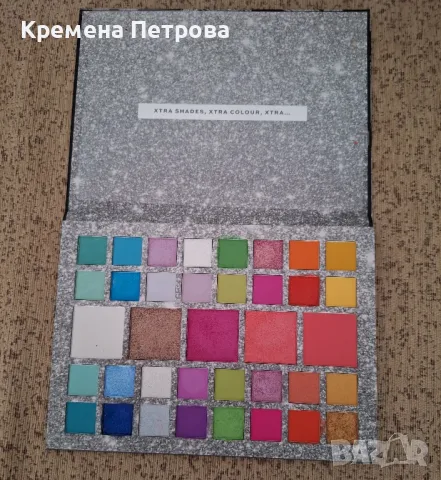 Сенки за очи XX REVOLUTION X Eyeshadow Palette Remix

, снимка 1 - Декоративна козметика - 47093616