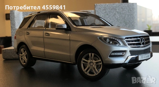 1:18 Mercedes-Benz ML-Klasse Minichamps Модел За Колекционери!, снимка 9 - Колекции - 53771226