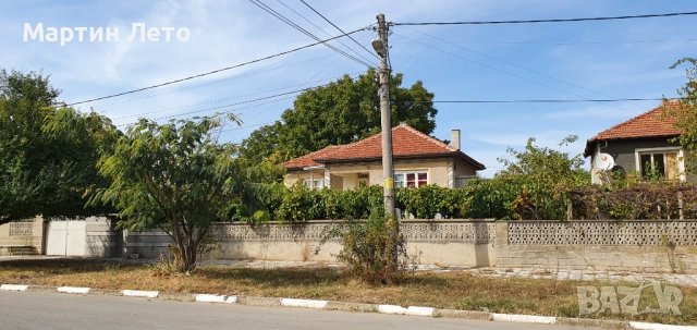 Къща с. Партизанин. Център