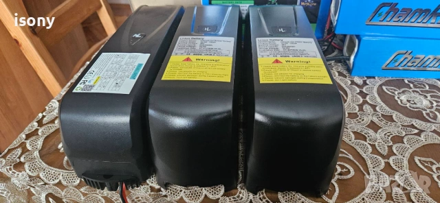 Батерии литиеви, комплект със кутия и зарядно