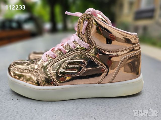 Skechers светещи кецове, снимка 1 - Детски маратонки - 45638340