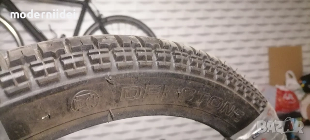 Предна гума за мотор