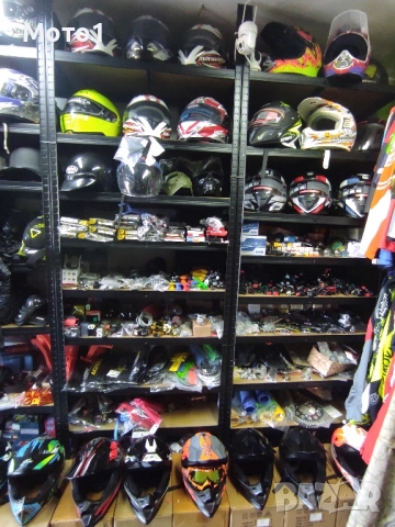 Мото екипировка нова,втора употреба и аксесоари,части за мотори. , снимка 8 - Мотоциклети и мототехника - 51764310
