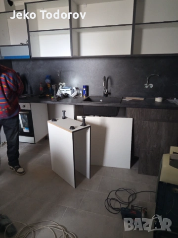 Кухни и мебели по поръчка