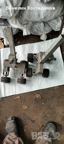 Опора странична с 4 ролки и конзола за захващане към колекара, снимка 3 - Екипировка - 53943770