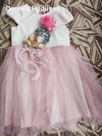 Детска рокля , снимка 1 - Детски рокли и поли - 45120398