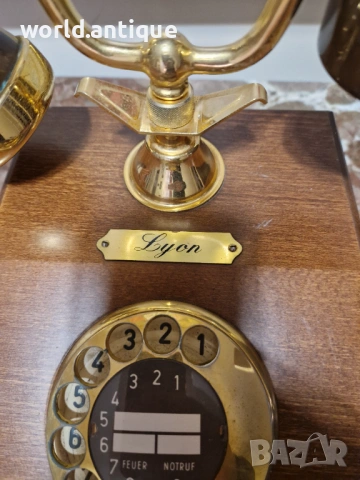 Прекрасен антикварен френски дървен телефон Lyon, снимка 6 - Антикварни и старинни предмети - 53139638