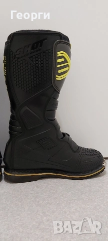 Ботуши за мотокрос Shot Race Gear X10 N°42, снимка 5 - Аксесоари и консумативи - 53926342
