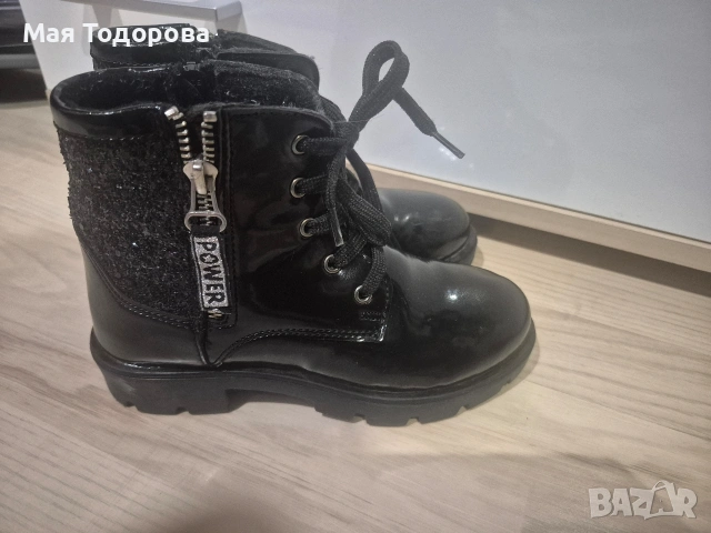 маратонки за момиче 32 номер+ подарък боти, снимка 9 - Детски маратонки - 52184310