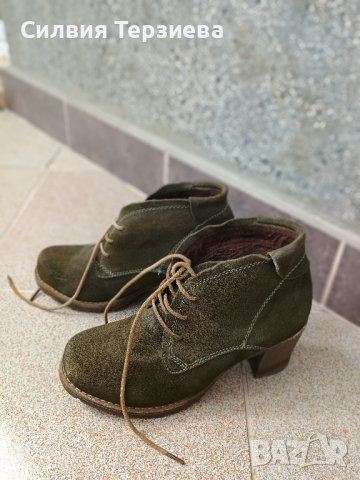 Обувки тъмнозелен велур 38, снимка 1 - Дамски ежедневни обувки - 45020145