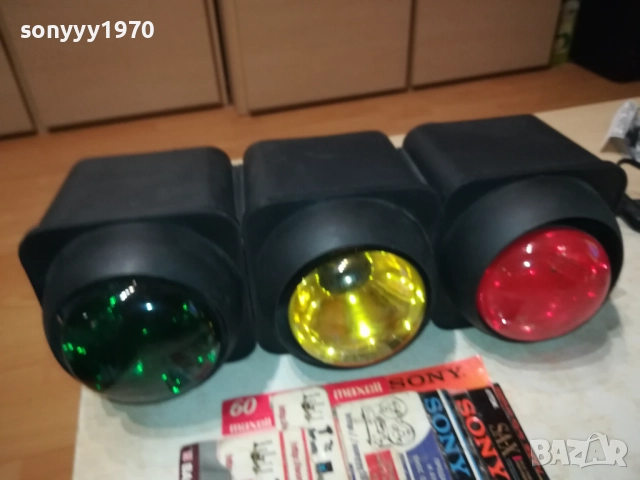 ДИСКО СВЕТЛИНИ 220V 3БР-ВНОС ФРАНЦИЯ 2009251956, снимка 4 - Други - 51781010