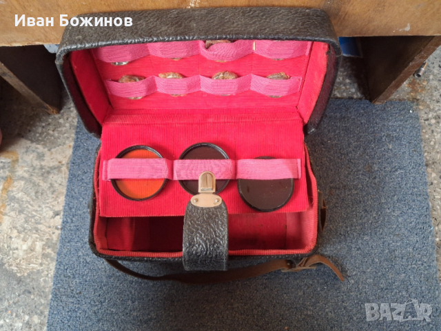 Фотографска чанта с филтри. Ретро.