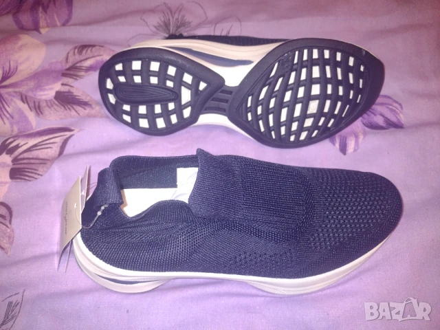 Нови дамски маратонки 39 номер , снимка 4 - Маратонки - 50543203