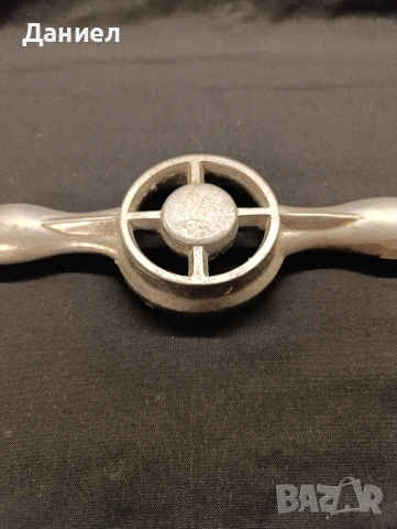 Затварачка за буркани, снимка 2 - Аксесоари за кухня - 53932347