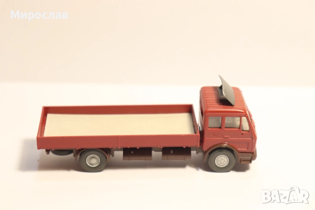 WIKING H0 1/87 MERCEDES BENZ МОДЕЛ ИГРАЧКА КАМИОН, снимка 4 - Колекции - 52595967