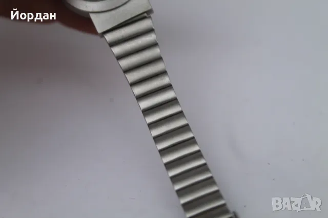 Дамски ръчен часовник ''Calvin Klein'' , снимка 3 - Други стоки за дома - 49753778