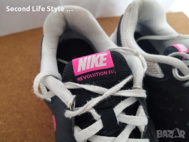 Номер 40 Nike оригинални дамски маратонки Revolution Running, снимка 6 - Маратонки - 52877940