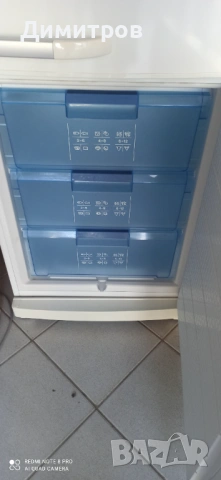 Продавам хладилник с фризер Bosch, снимка 4 - Хладилници - 54148296