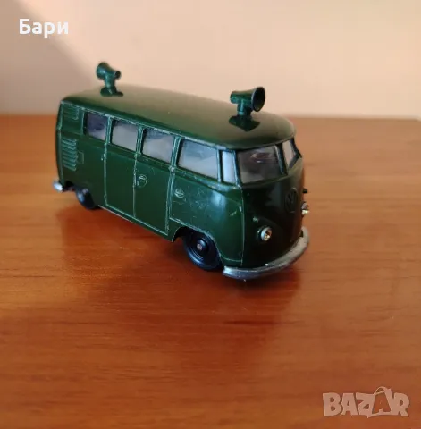 Колекционерска количка Siku V 211/212 VW Bus Police , снимка 8 - Колекции - 48222187