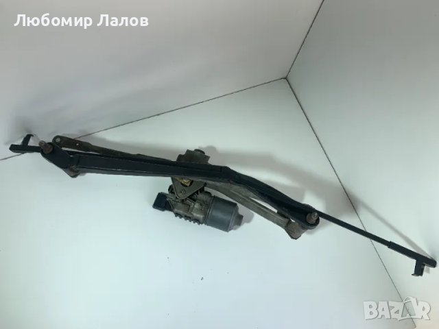 Моторче за чистачки с лостов механизъм и рамене за Vw Polo IV 05-09г. 0390241524