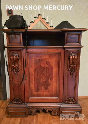 Продавам красив италиански бар с витрина и три стола, снимка 8 - Секции и витрини - 53748401