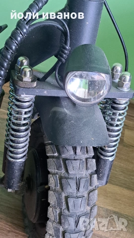 Ел тротинетка с два мотора,3 скорости