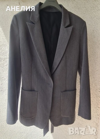 Дамски костюм Fendi, снимка 2 - Костюми - 50613787