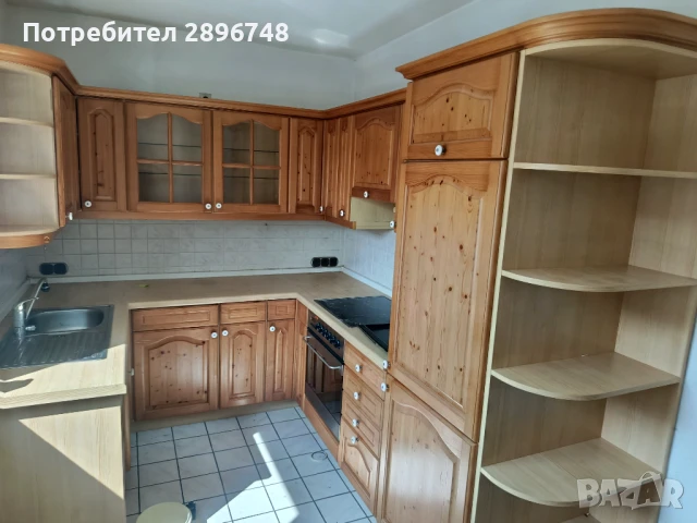 Кухня дърво .