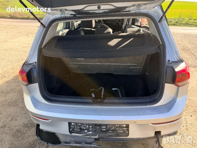 Volkswagen Golf VIII, 2.0 TDI BlueMotion, двигател DTTC, 150 кс., ск. кутия VCW автоматик, 41 000 km, снимка 8 - Автомобили и джипове - 52855507