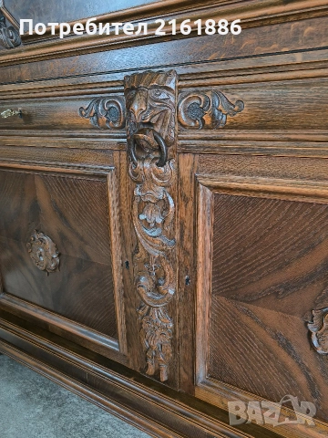 Елегантен дъбов шкаф с дърворезба , снимка 7 - Шкафове - 53005202