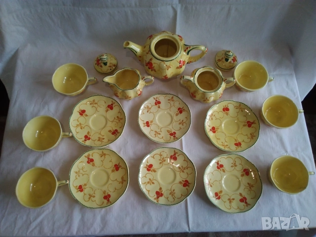 Продавам антикварен сервиз за чай-Ditmar Urbach,Turn-Teplitz., снимка 2 - Антикварни и старинни предмети - 53646510