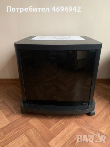 Продавам Hi Fi  шкафче , снимка 2 - Шкафове - 53222200