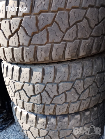 Гуми 305 60 18, снимка 2 - Гуми и джанти - 51677856