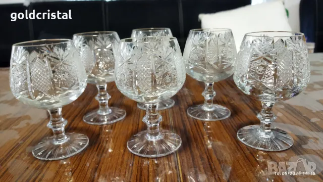 Кристални чаши за коняк