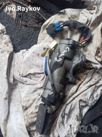 Патронник, ключ , четец за KIA Ceed 