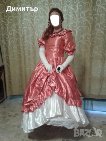 Официална рокля във викториански стил в розово и бяло