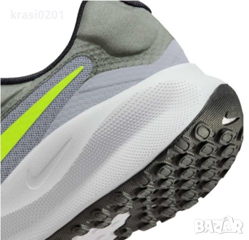 Оригинални маратонки на Nike Revolution 7! 44, 45, снимка 2 - Маратонки - 45316698