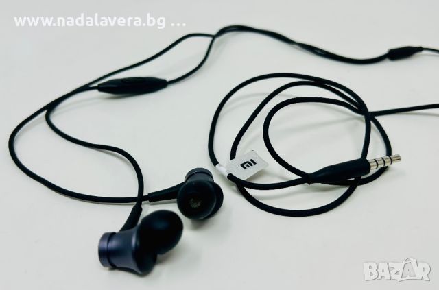 Оригинални слушалки In Ear с 3,5 mm жак конектор,XIAOMI  черни, снимка 1 - Слушалки и портативни колонки - 46645721