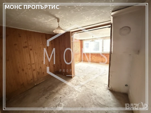 Многофамилен имот с две къщи и самостоятелна трета сграда в гр. Севлиево, обл. Габрово., снимка 10 - Къщи - 54055368