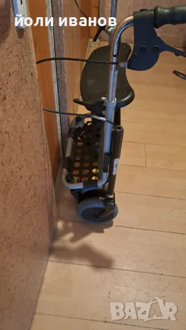 Проходилка за възрастни-ролатор, снимка 3 - Ролатори - 50305152