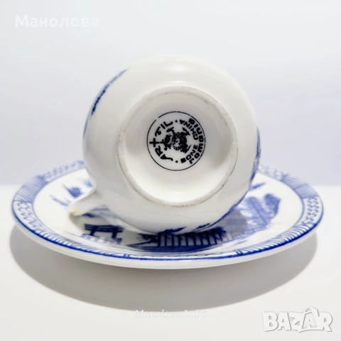 Колекционерска порцеланова чаша с чинийка, снимка 6 - Други ценни предмети - 53128082