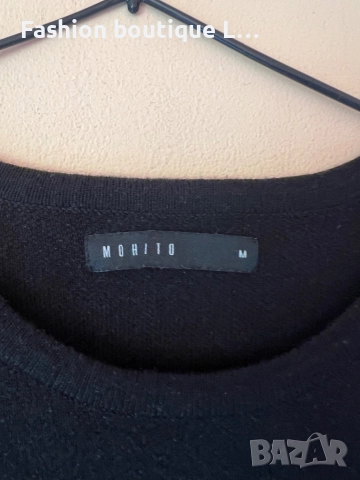 Дамска черна блуза с нашивка тигър и пайети М размер на марката MOHITO 🖤🖤🖤, снимка 3 - Блузи с дълъг ръкав и пуловери - 51579252