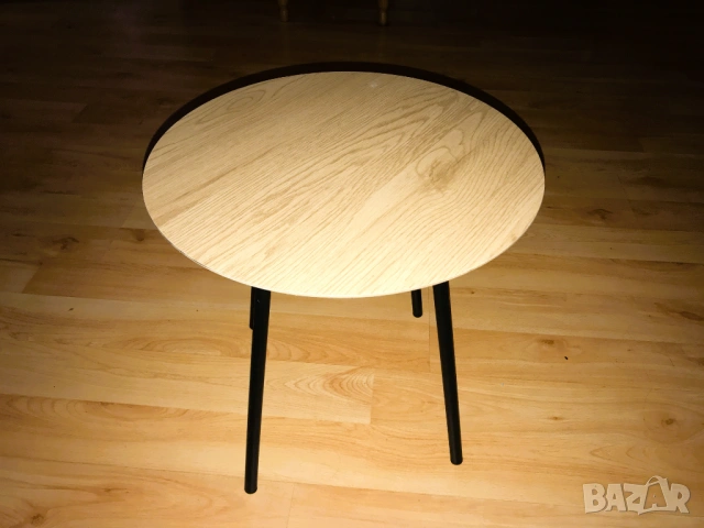 Малка нощна масичка JYSK – стилна и функционална, снимка 2 - Декорация за дома - 53611694