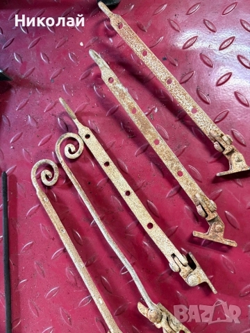 Ковани панти за прозорци , снимка 3 - Антикварни и старинни предмети - 51528160